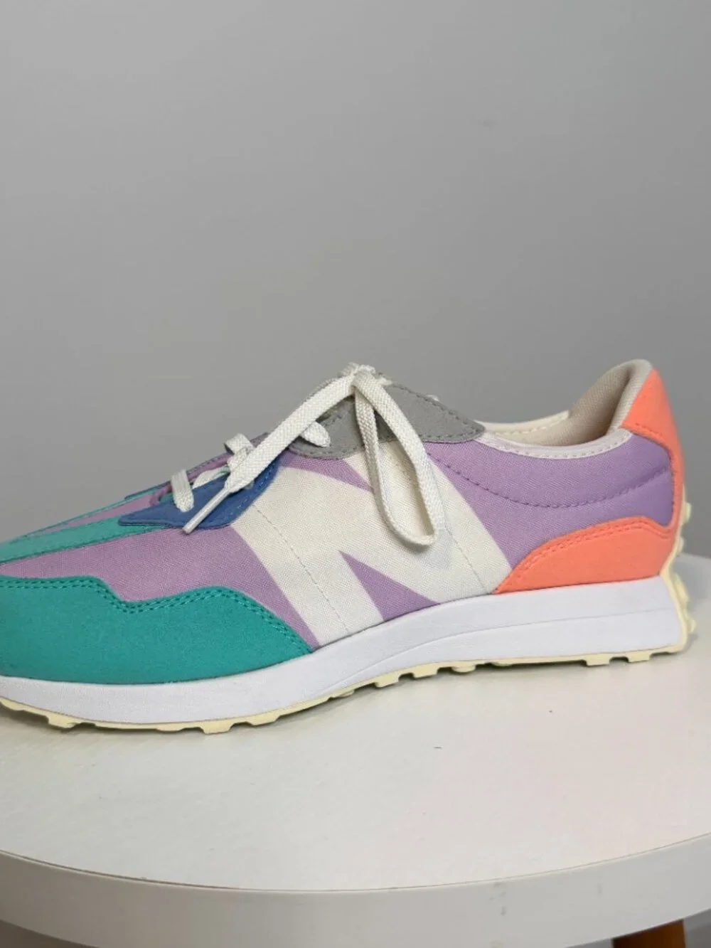New Balance Lavender, Teal Shoes - Size 7W